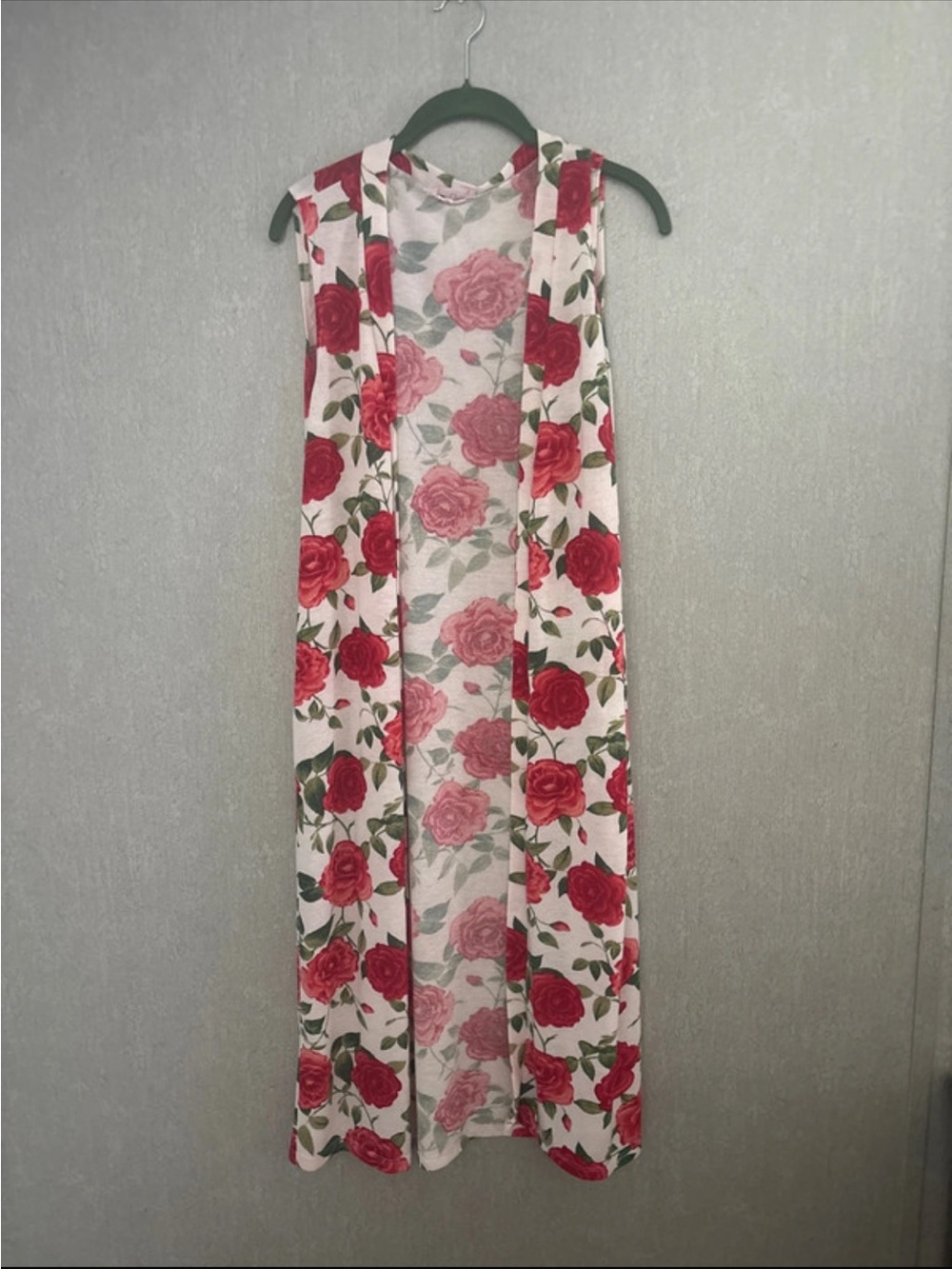 Floral Sleeveless Cardigan - Red Rose Print